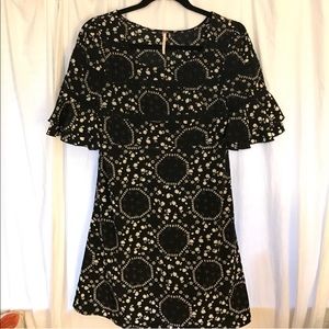 🌼Free People Bell Sleeve Floral Mini🌼